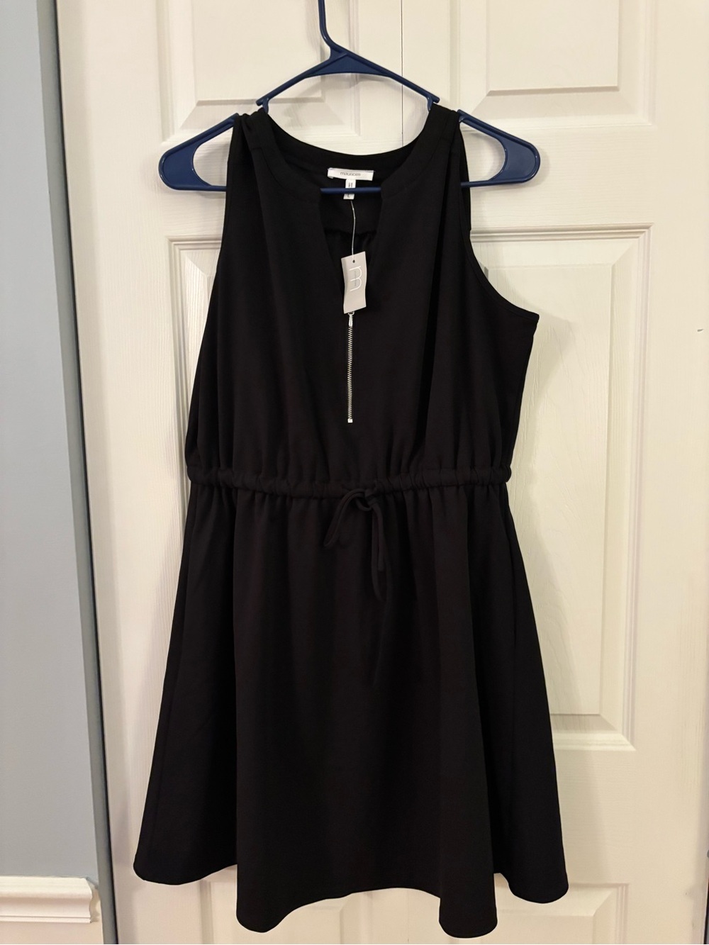 NWT Maurices Black Sleeveless Drawstring Dress with Front Zip Accent